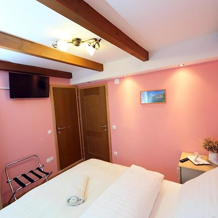 Sobe Grabar Bed & Breakfast Птуй Екстериор снимка